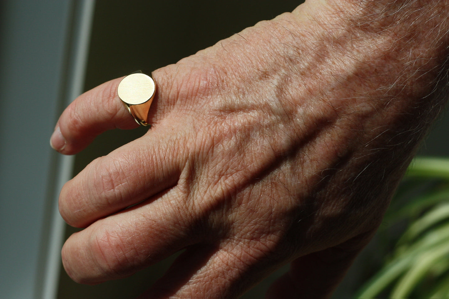 Round Signet Ring
