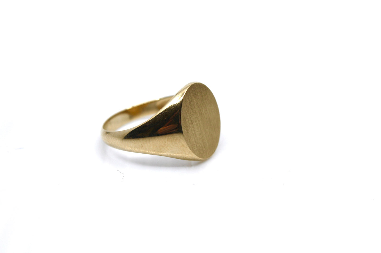 Round Signet Ring