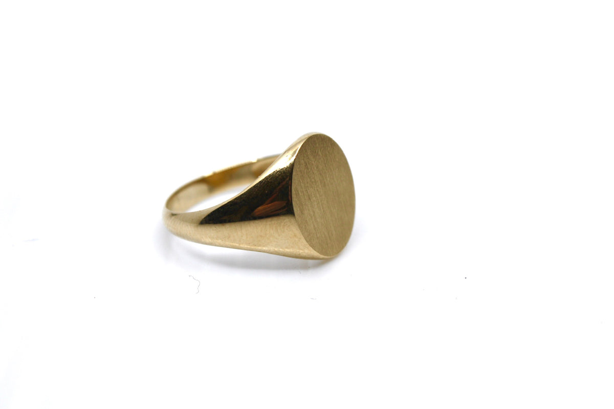 Round Signet Ring